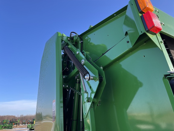 2024 John Deere 561M - Photo31