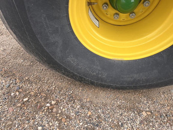 2024 John Deere 561M - Photo15