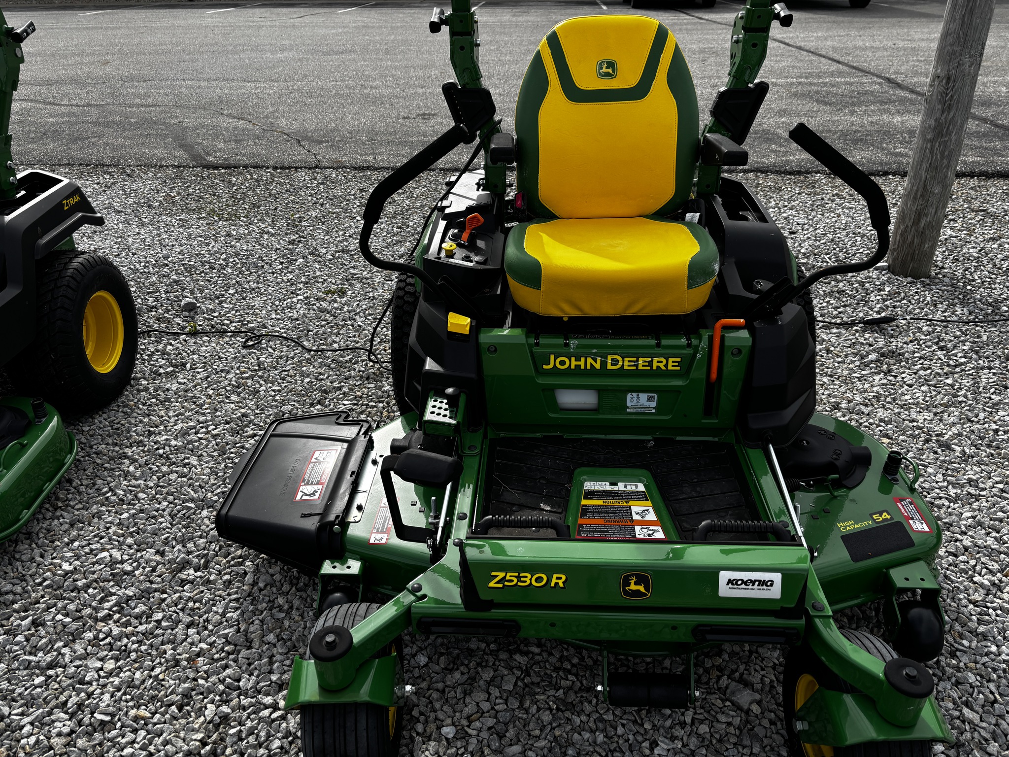 Used 2025 John Deere Z530R Zero Turn Mowers at Koenig Equipment in Richmond, IN - PhotoXL0
