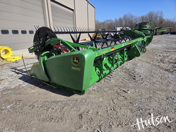 Photo of 2020 John Deere 740FD