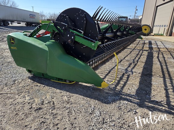 Photo of 2020 John Deere 740FD