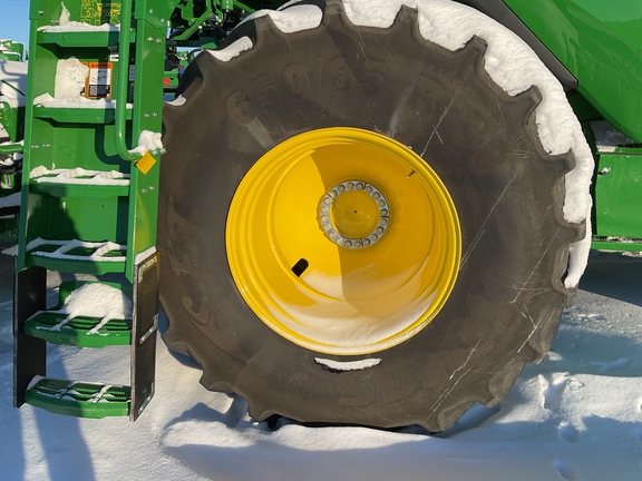 Used 2025 John Deere S7 800 Combines at Horizon Ag & Turf in Westlock, AB - Photo10