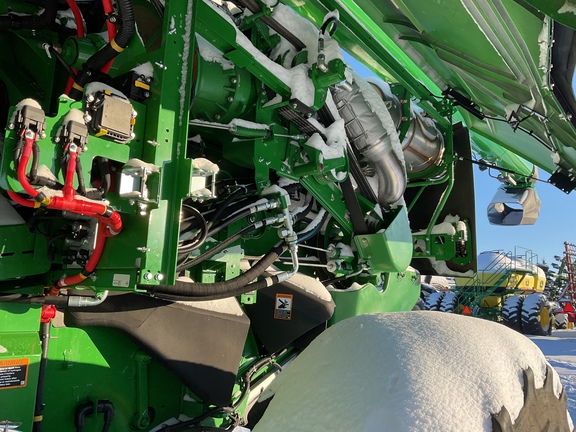 Used 2025 John Deere S7 800 Combines at Horizon Ag & Turf in Westlock, AB - Photo8