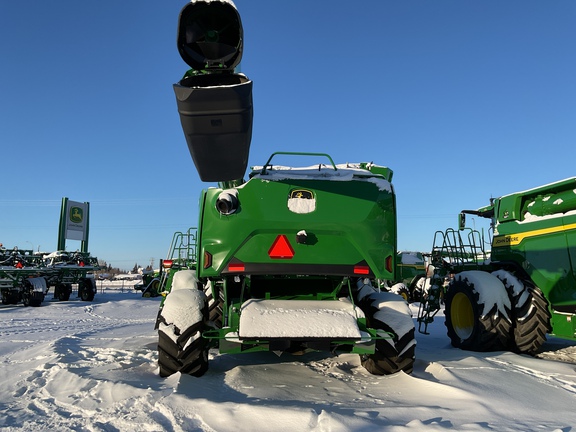 Used 2025 John Deere S7 800 Combines at Horizon Ag & Turf in Westlock, AB - Photo4