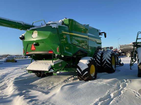 Used 2025 John Deere S7 800 Combines at Horizon Ag & Turf in Westlock, AB - Photo5