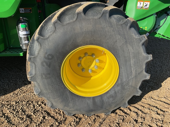 Used 2025 John Deere S7 800 Combines at Horizon Ag & Turf in Westlock, AB - Photo12