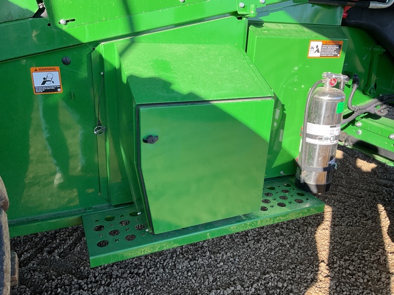 Used 2025 John Deere S7 800 Combines at Horizon Ag & Turf in Westlock, AB - Photo16