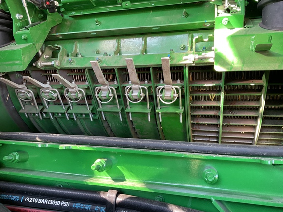 Used 2025 John Deere S7 800 Combines at Horizon Ag & Turf in Westlock, AB - Photo21