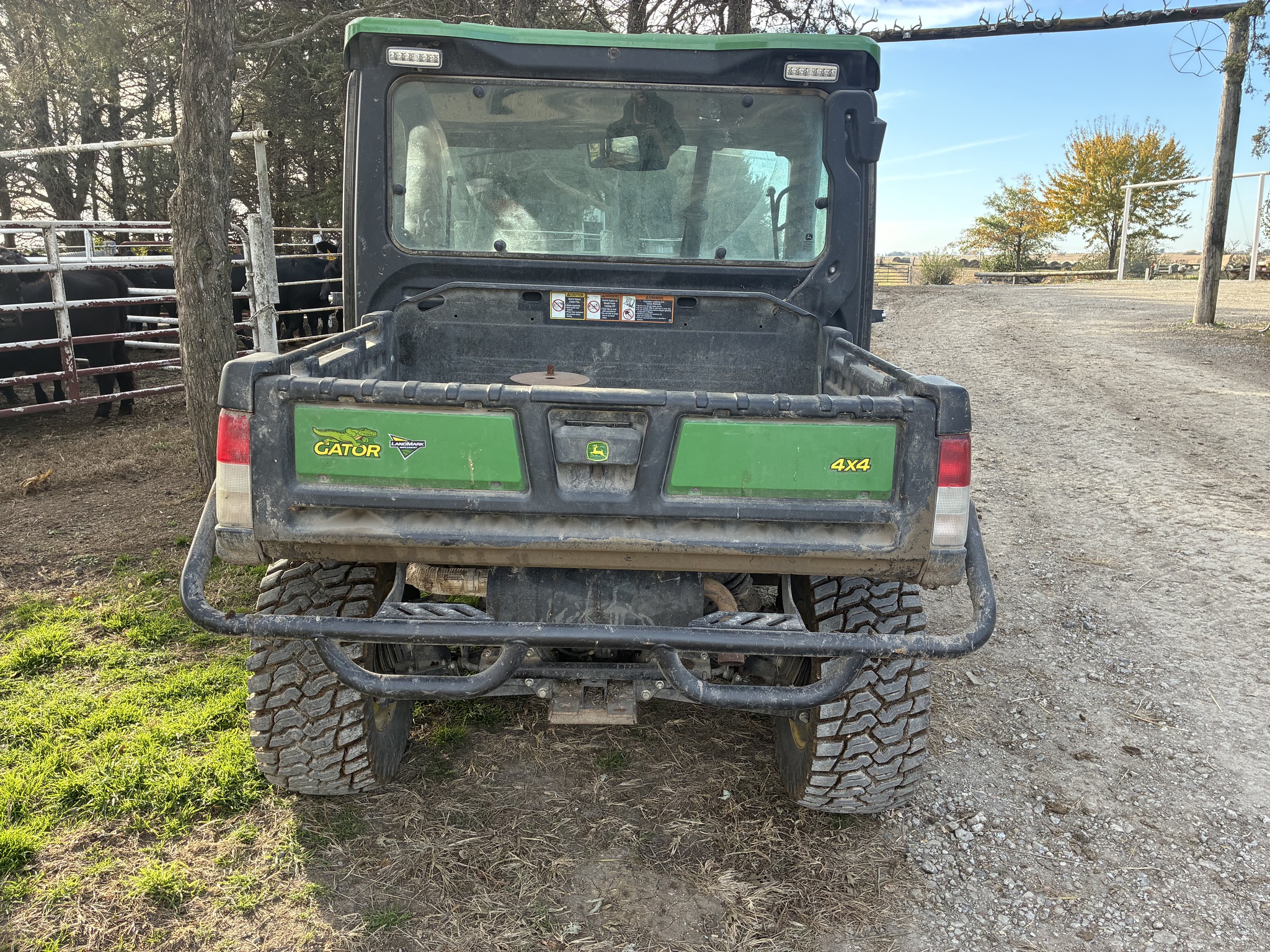 2023 John Deere XUV 835R Image 4