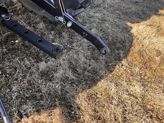 2025 John Deere 3038E - Photo25