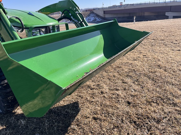 2025 John Deere 3038E - Photo34