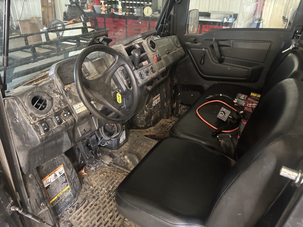 2022 John Deere XUV 835M Image 8