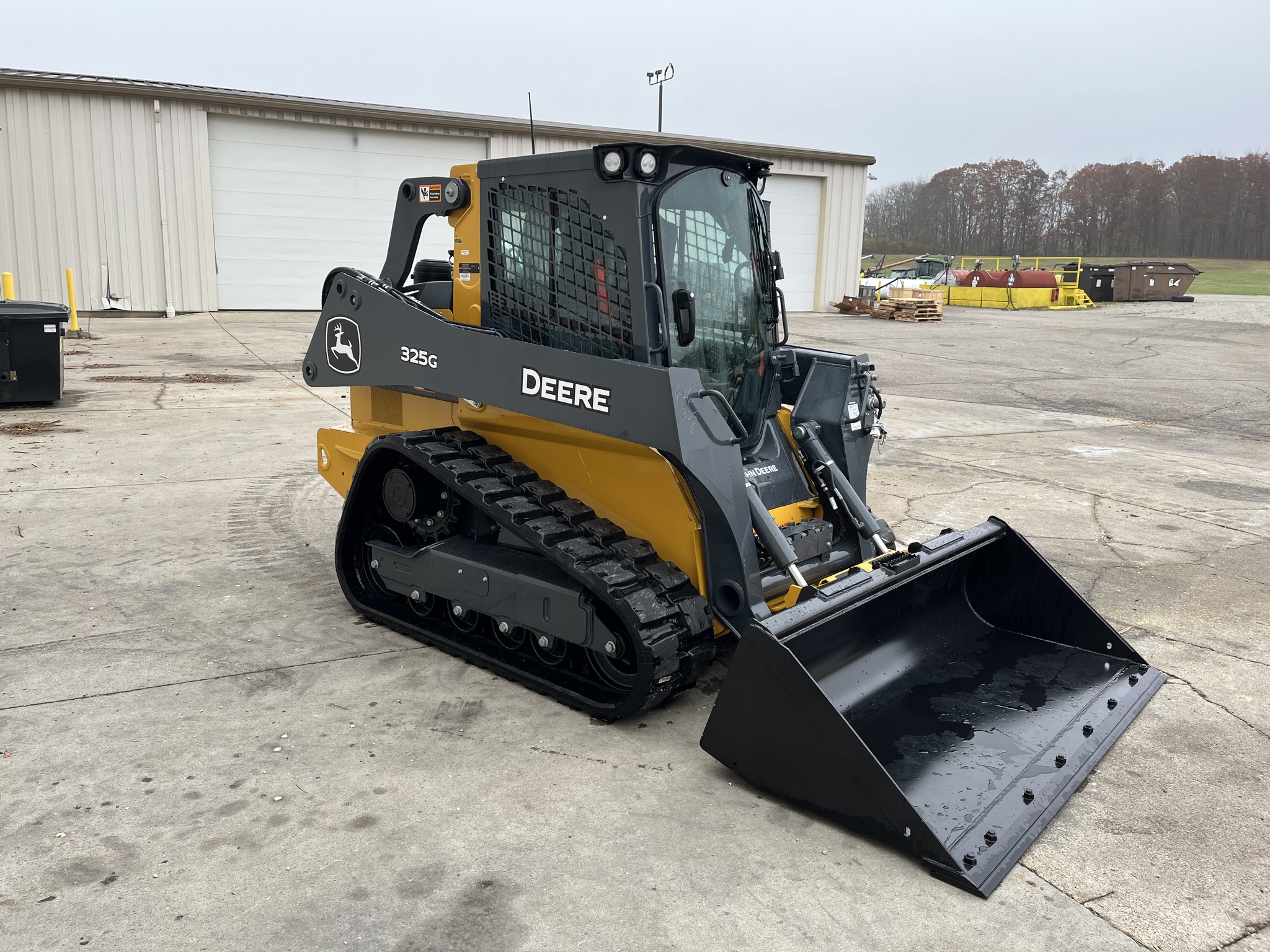 2025 John Deere 325G Image 5