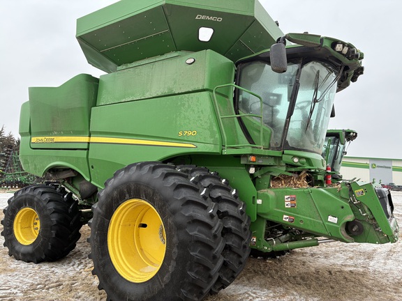 2024 John Deere S790 Used Equipment