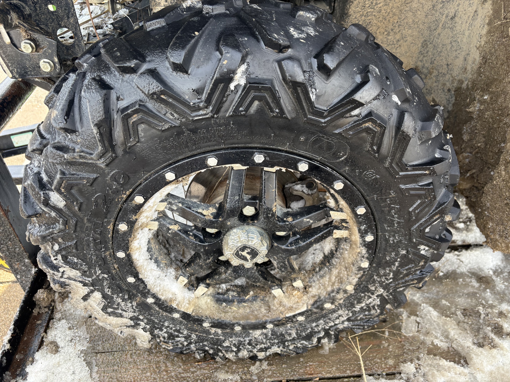 2020 John Deere XUV 835M Image 12