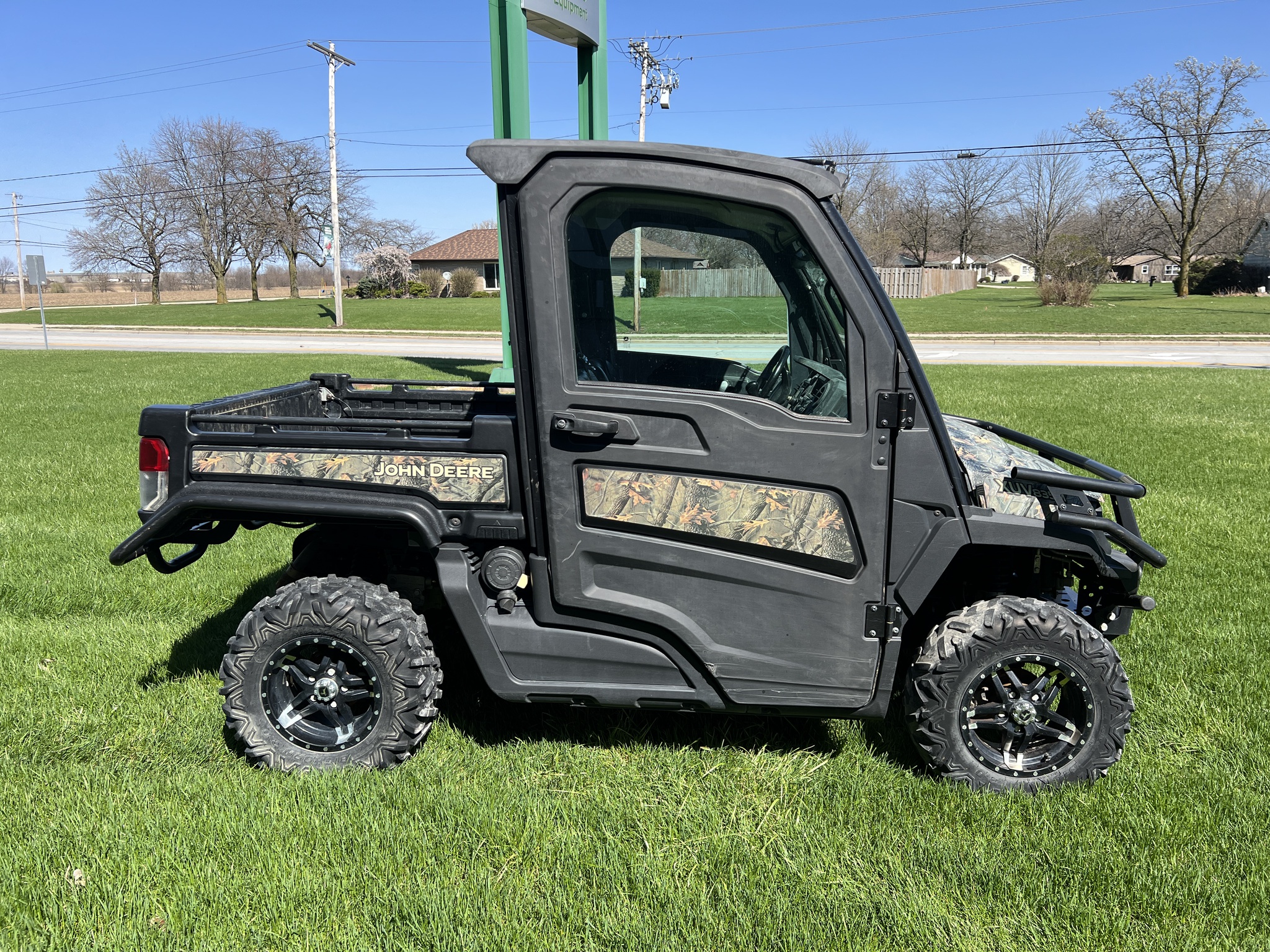 2020 John Deere XUV 835M Image 4