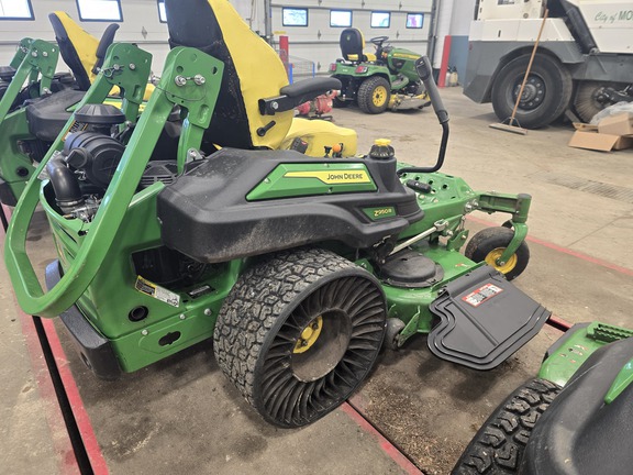 2025 John Deere Z950R - Photo5
