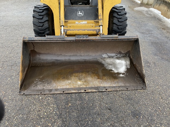 2002 John Deere 250 - Photo8