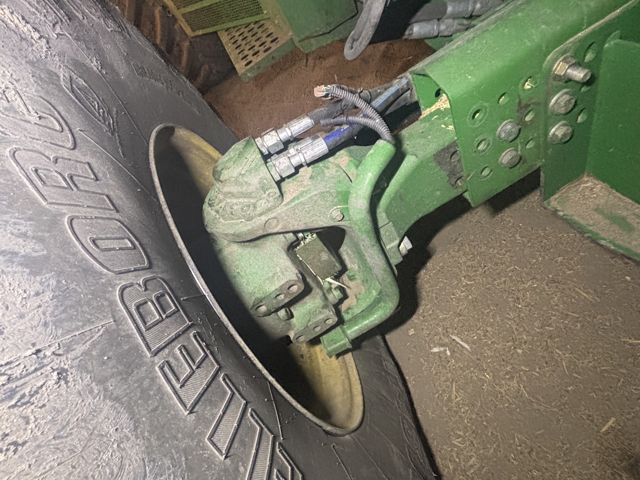 2012 John Deere S680 Image 10