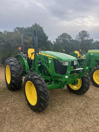 2025 John Deere 5075E Photo 2