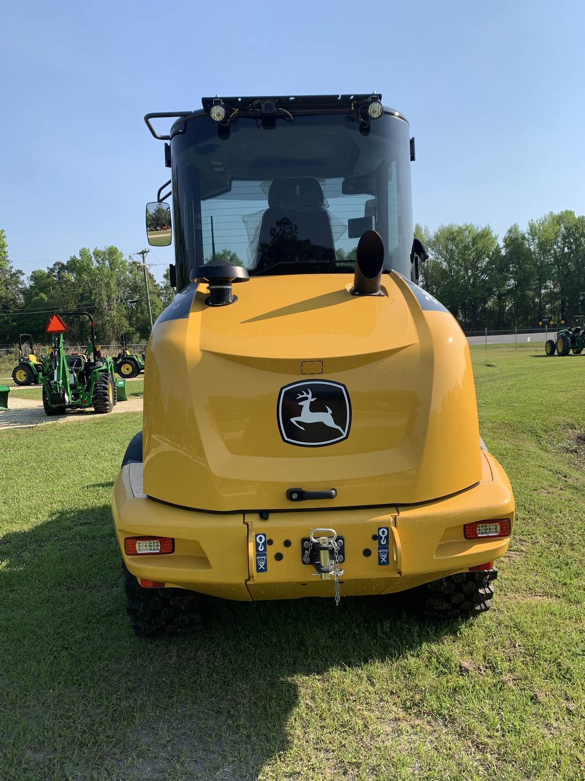 John Deere 244 P Image 8