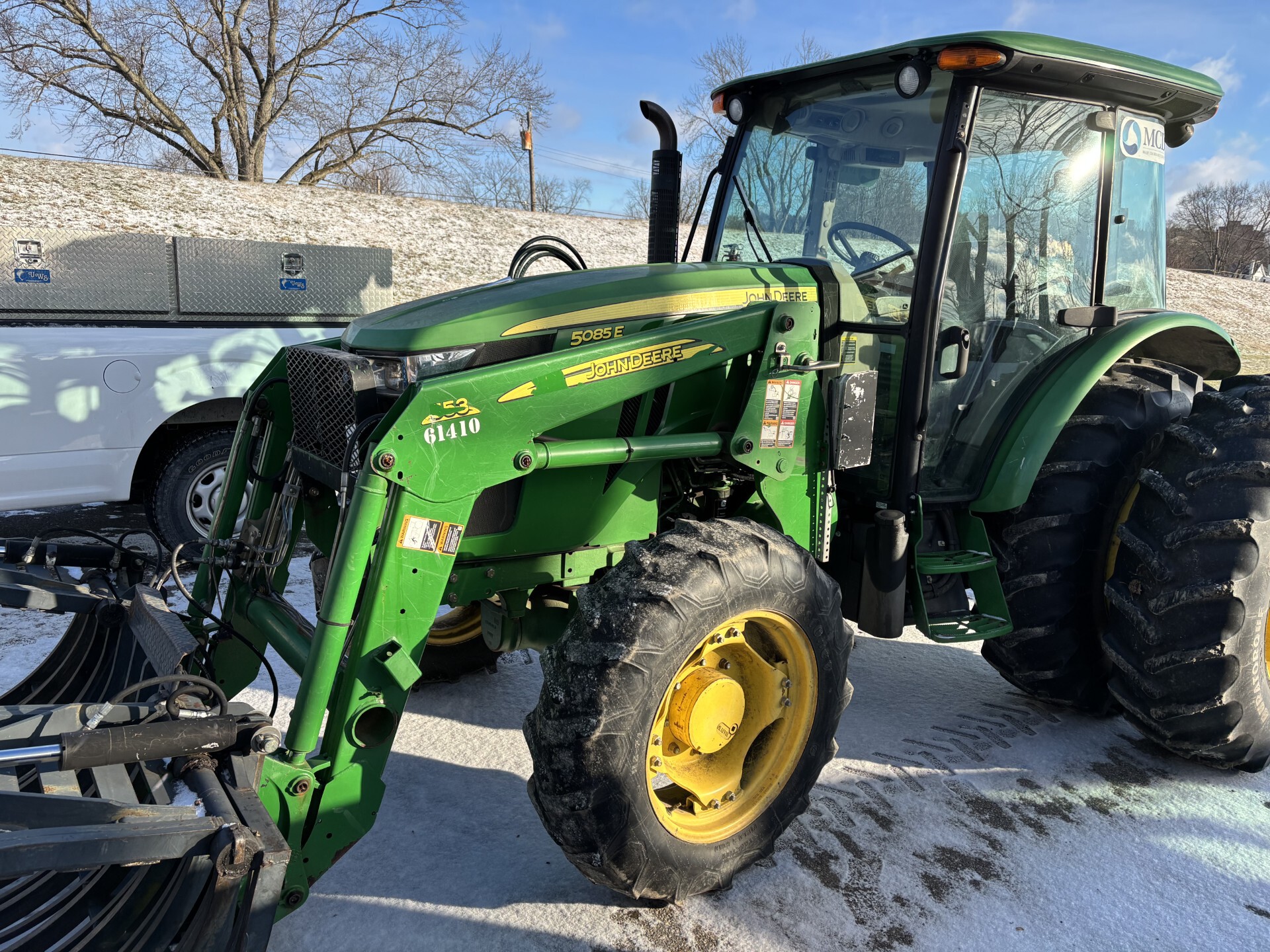 Used 2014 John Deere 5085E Utility Tractors at Koenig Equipment in Germantown, OH - PhotoXL0
