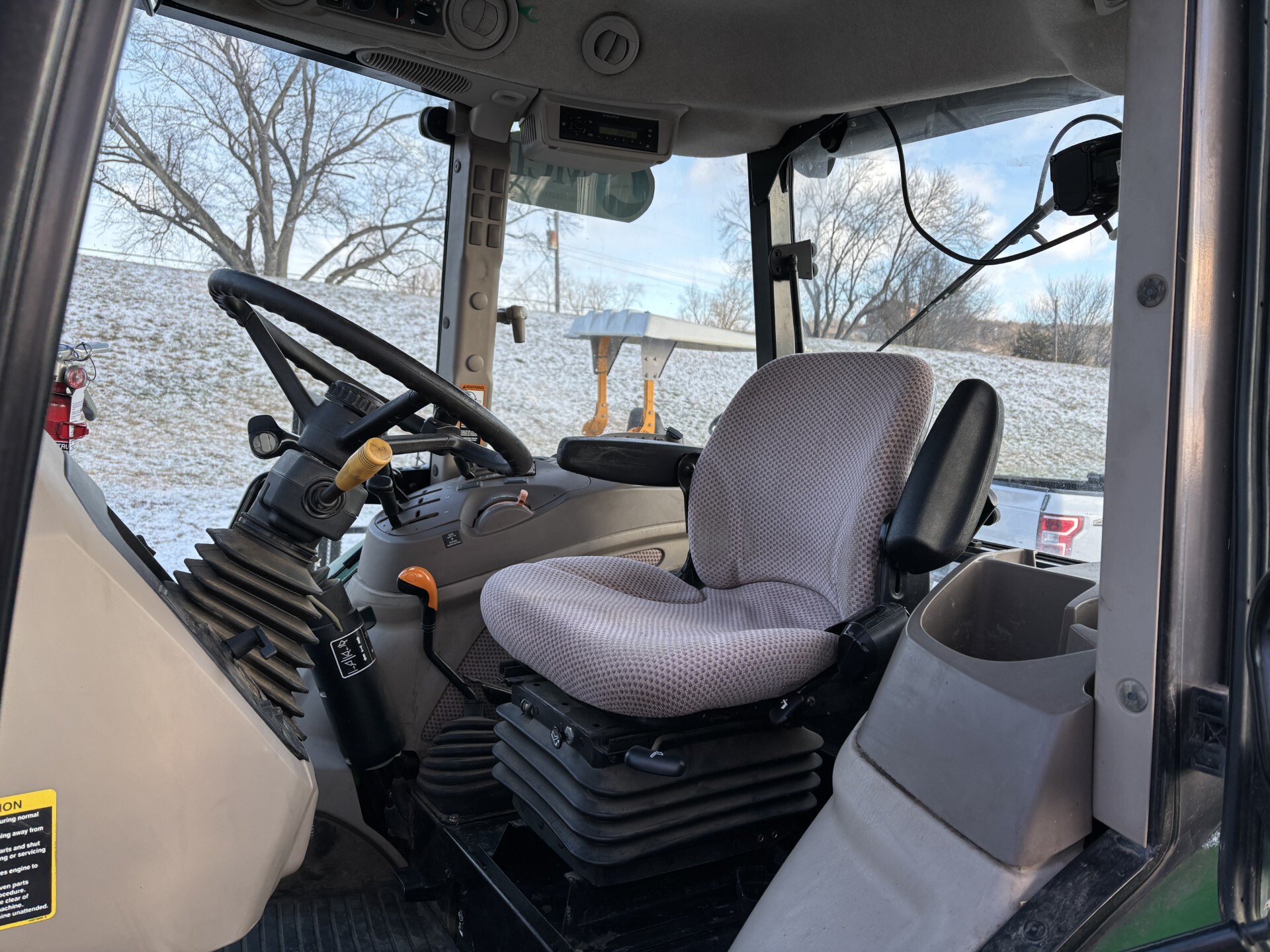 Used 2014 John Deere 5085E Utility Tractors at Koenig Equipment in Germantown, OH - PhotoXL16