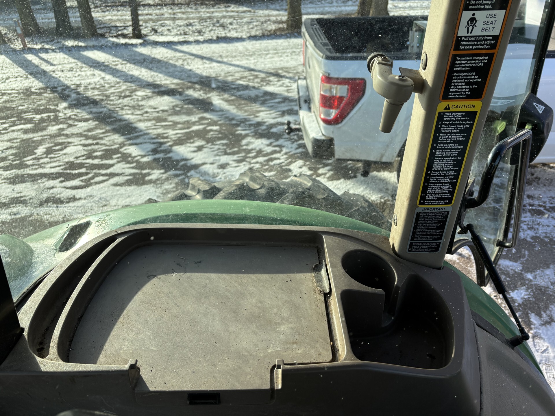 Used 2014 John Deere 5085E Utility Tractors at Koenig Equipment in Germantown, OH - PhotoXL8