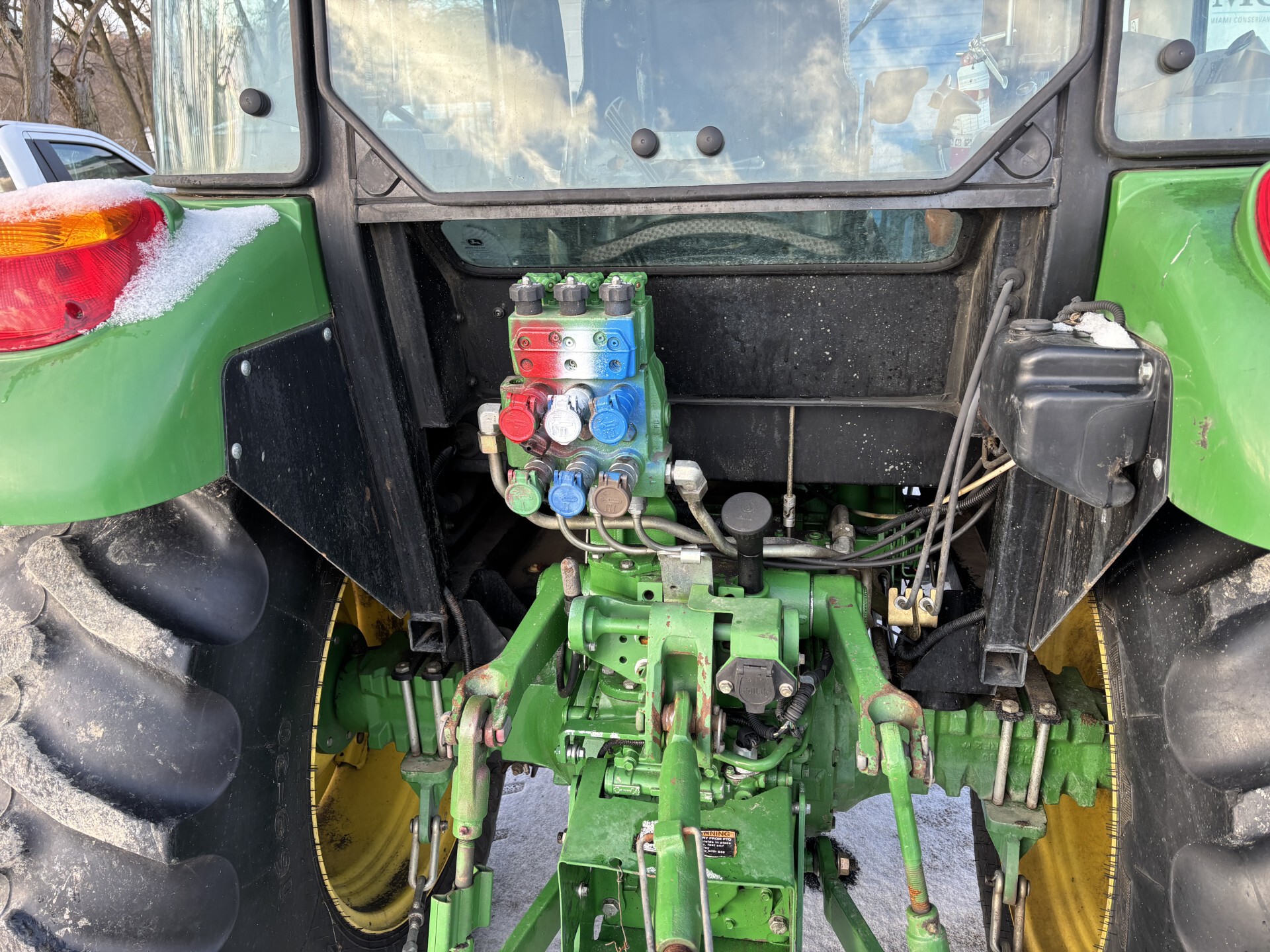 Used 2014 John Deere 5085E Utility Tractors at Koenig Equipment in Germantown, OH - PhotoXL21