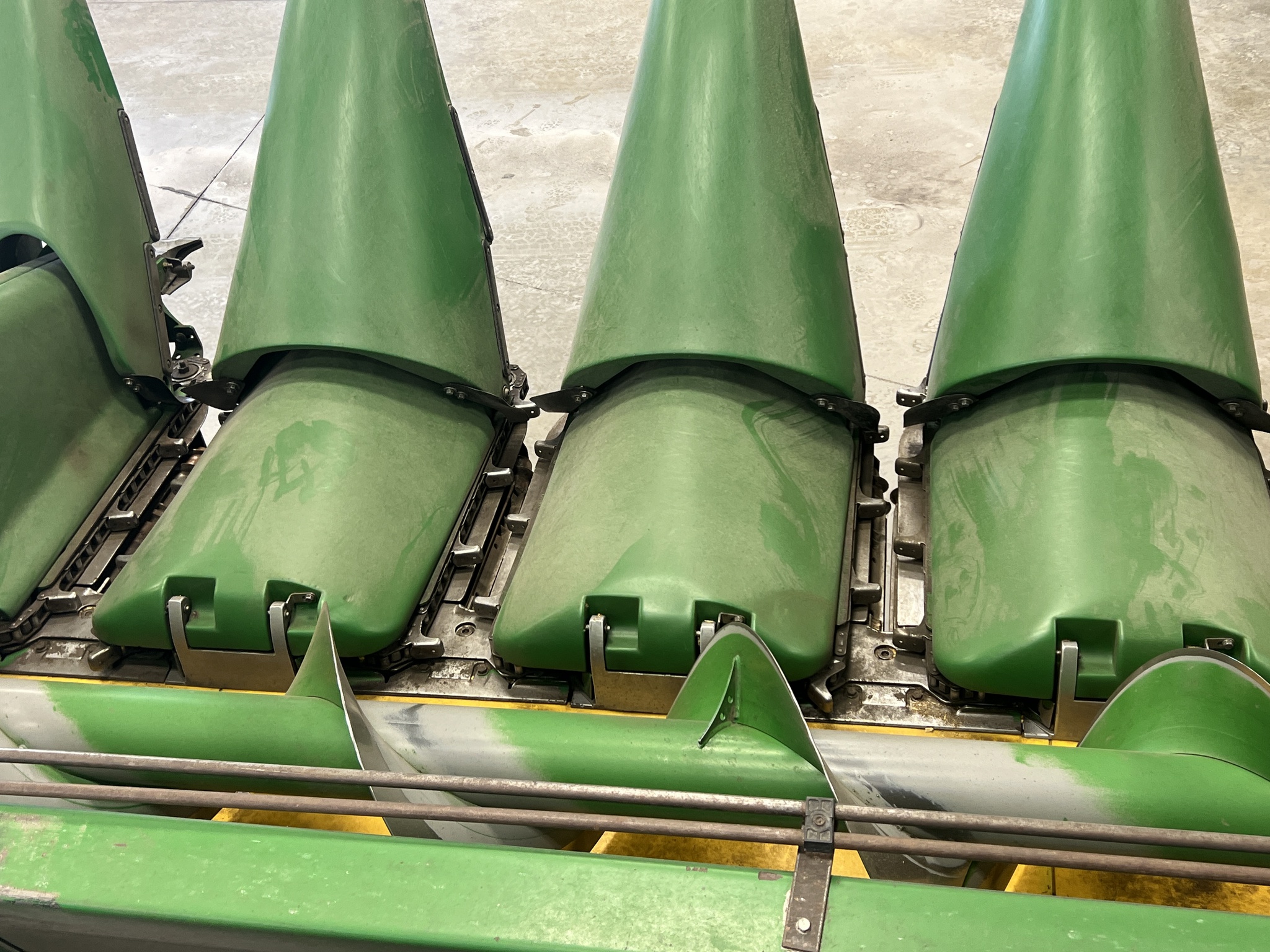 2008 John Deere 612C Image 3