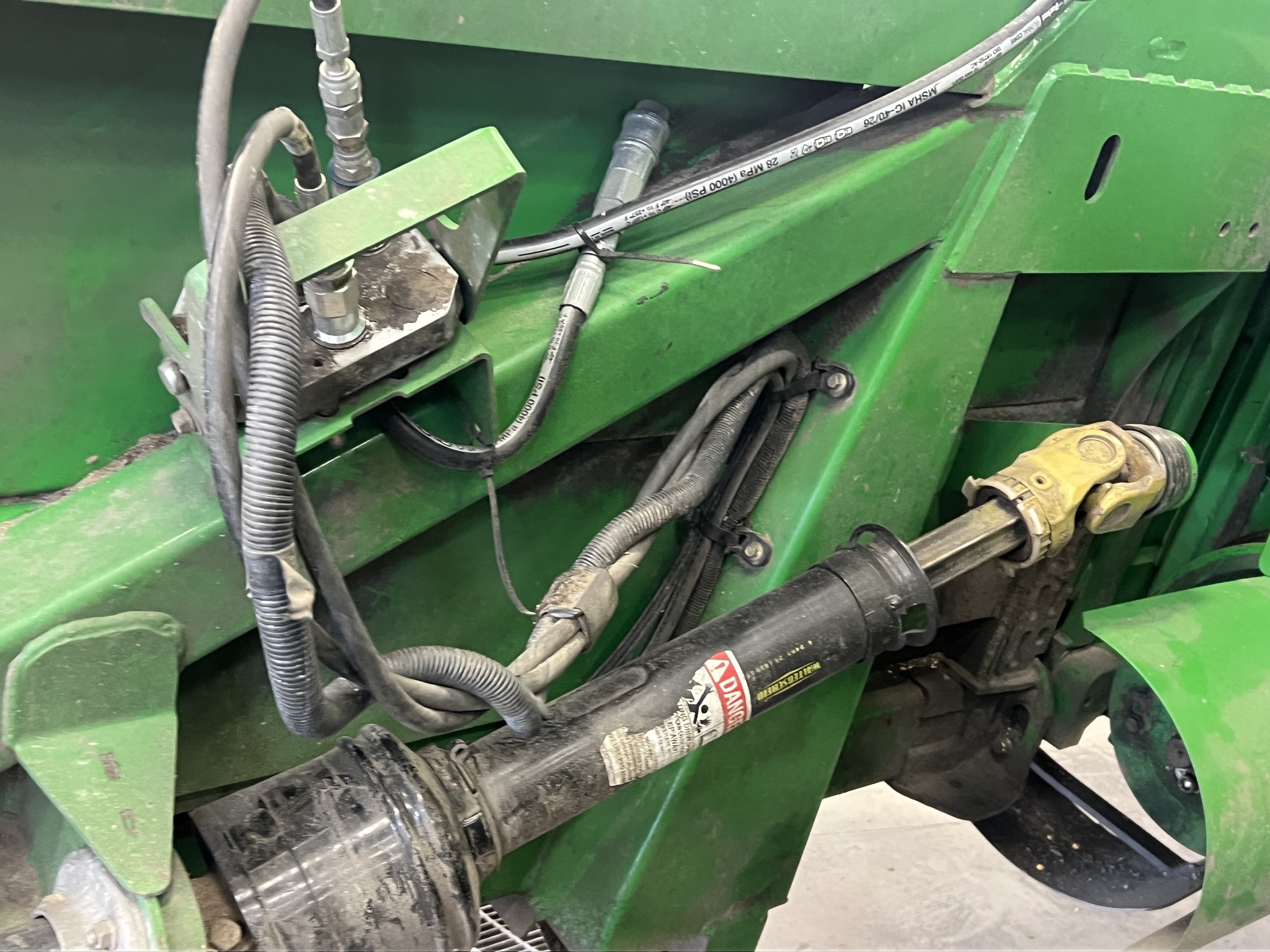 2008 John Deere 612C Image 6