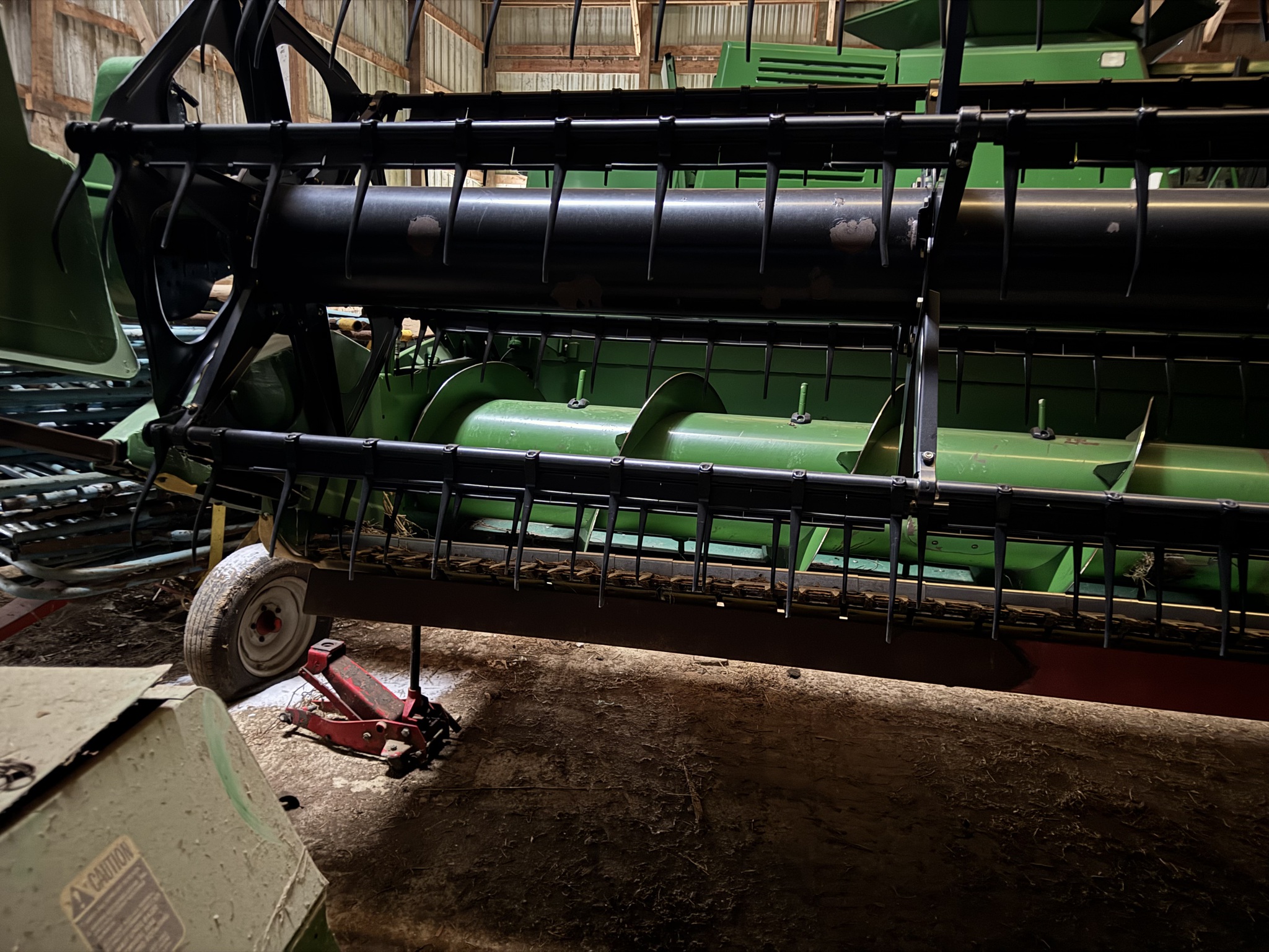 2004 John Deere 635F Image 6