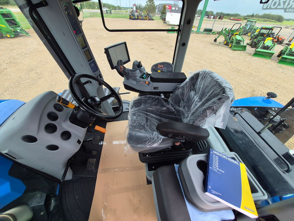 Used 2017 New Holland T9.645 SmartTrax Track Tractors at Horizon Ag & Turf in St. Paul, AB - Photo17
