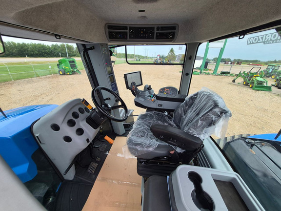 Used 2017 New Holland T9.645 SmartTrax Track Tractors at Horizon Ag & Turf in St. Paul, AB - Photo18
