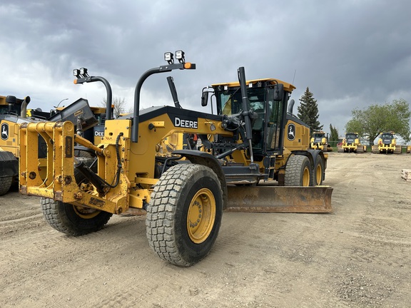 Photo of a 2021 John Deere 872G