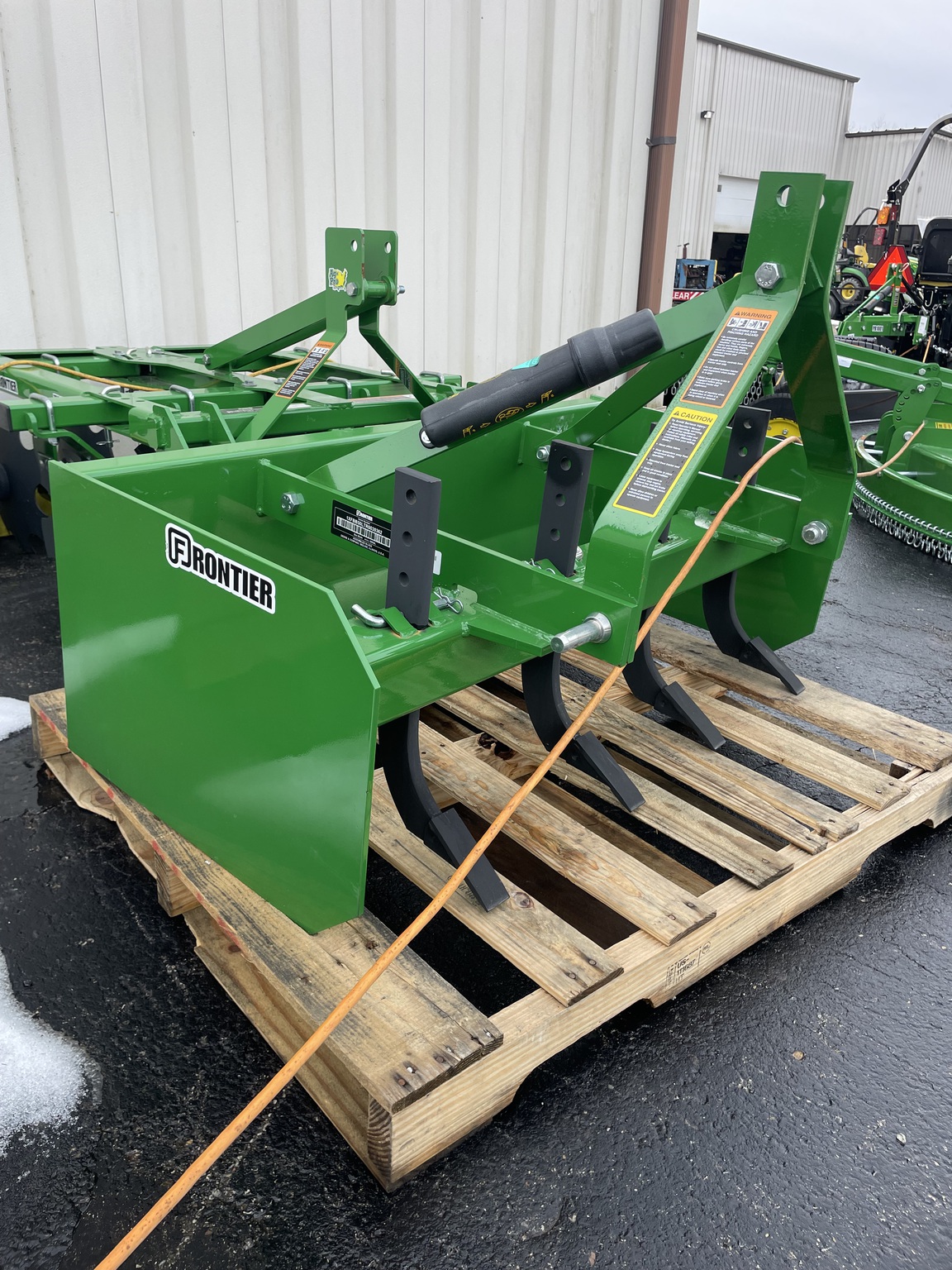 2024 Frontier BB5048L Image 2