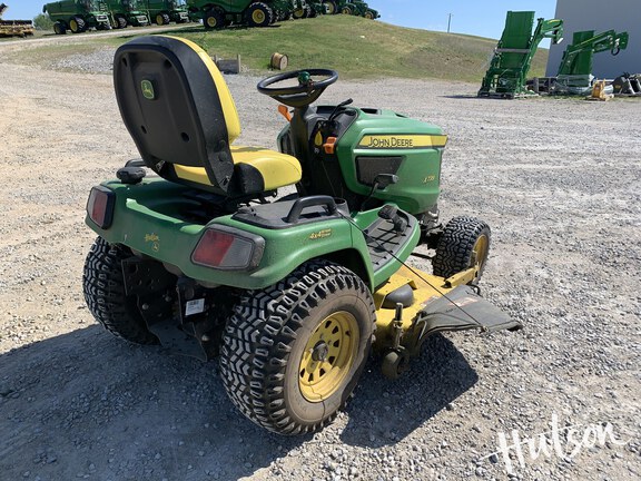 Photo of 2017 John Deere X739