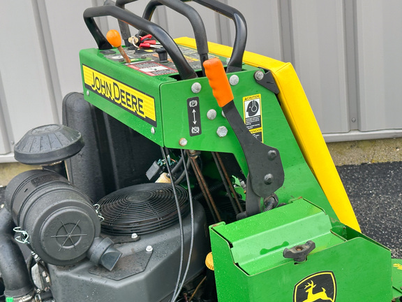 2023 John-Deere 661R