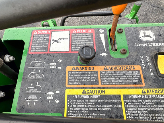 2023 John-Deere 661R