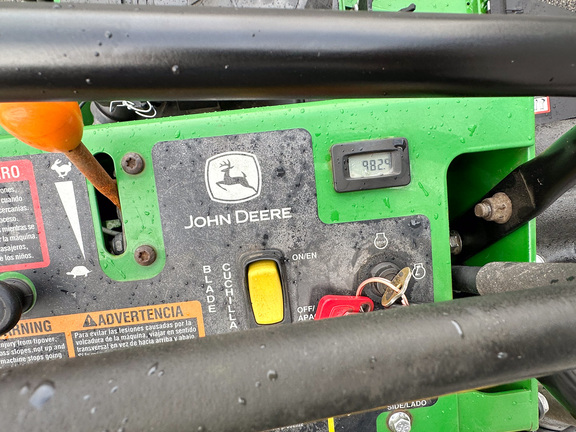 2023 John-Deere 661R