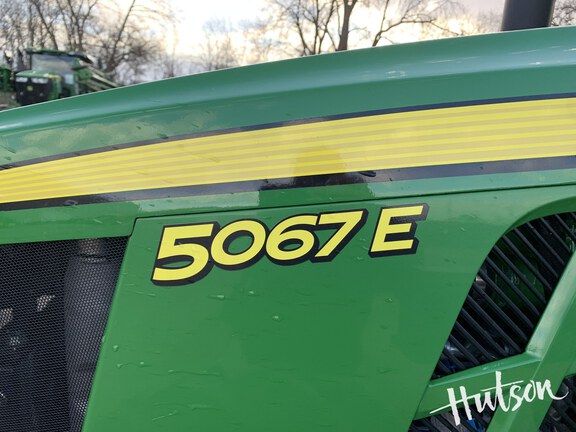 Photo of 2025 John Deere 5067E