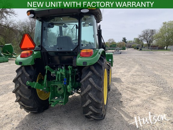Photo of 2025 John Deere 5067E