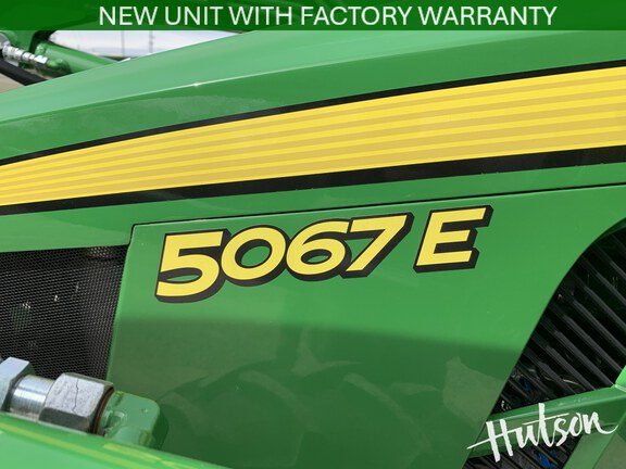 Photo of 2025 John Deere 5067E