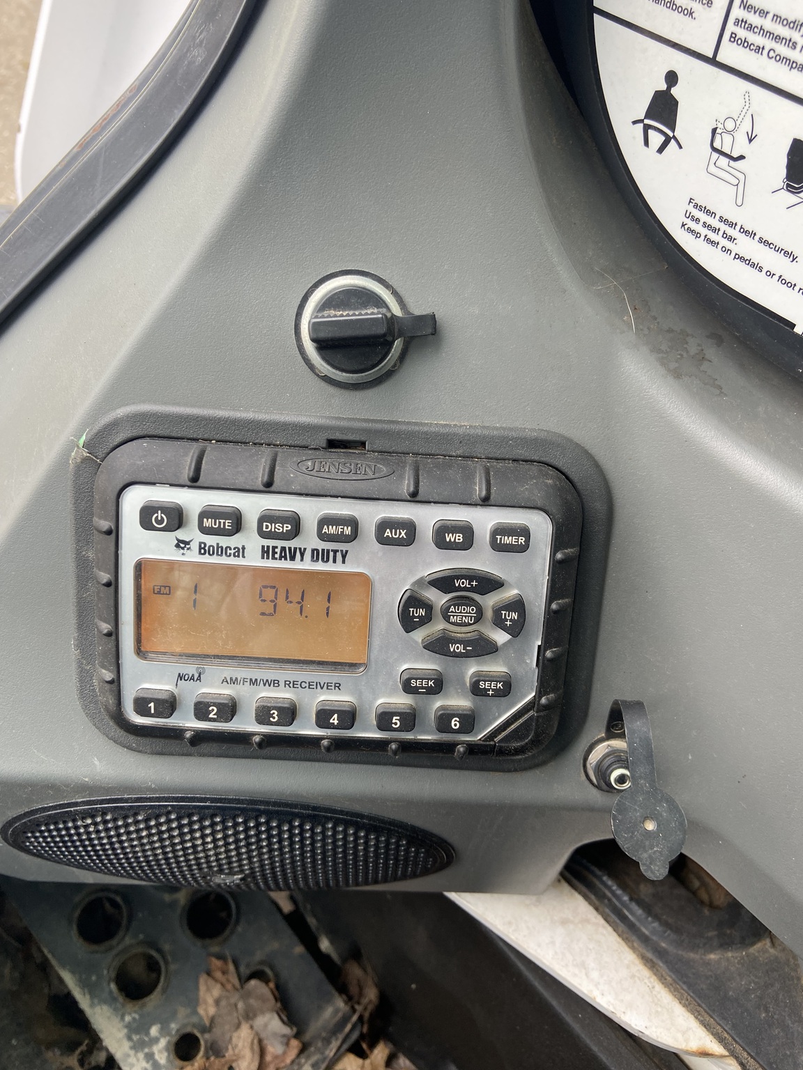 2019 Bobcat T870 Image 12