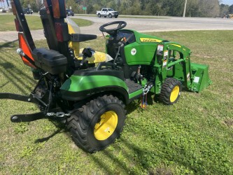 2025 John Deere 1025R Photo 3