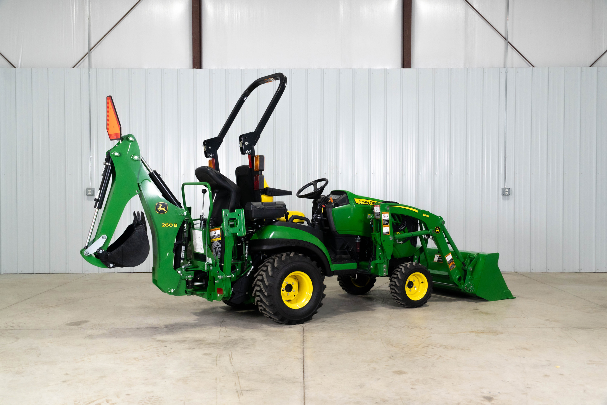 New In-Stock 2026 John Deere 1025R Compact Utility Tractors at Koenig Equipment in Tipp City, OH - PhotoXL5