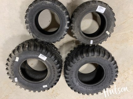 Photo of 18X8350r10/26X12.00R12