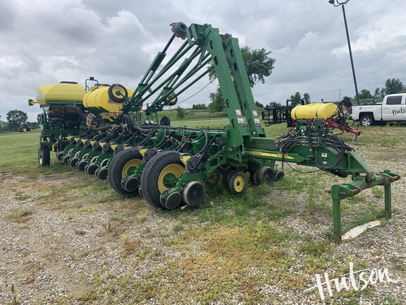 Photo of 2011 John Deere 1770NT CCS