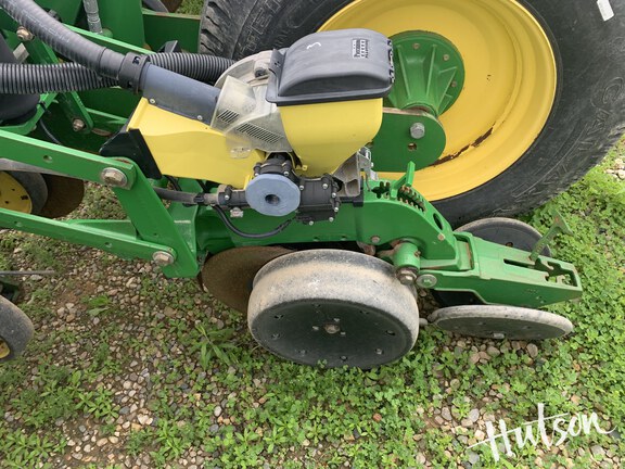 Photo of 2011 John Deere 1770NT CCS