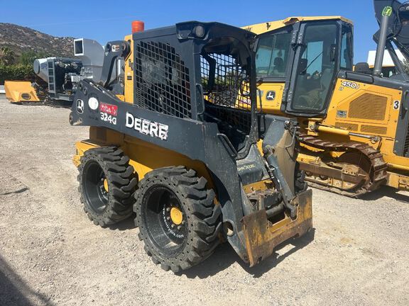 Photo of a 2019 John Deere 324G